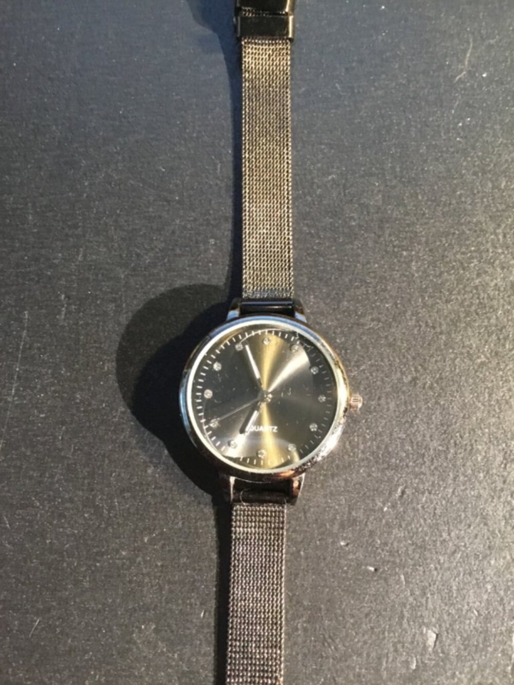 Women Quartz Watch== black/ CZ == Mesh Metal Band== Runs=NEW BATTERY=NICE